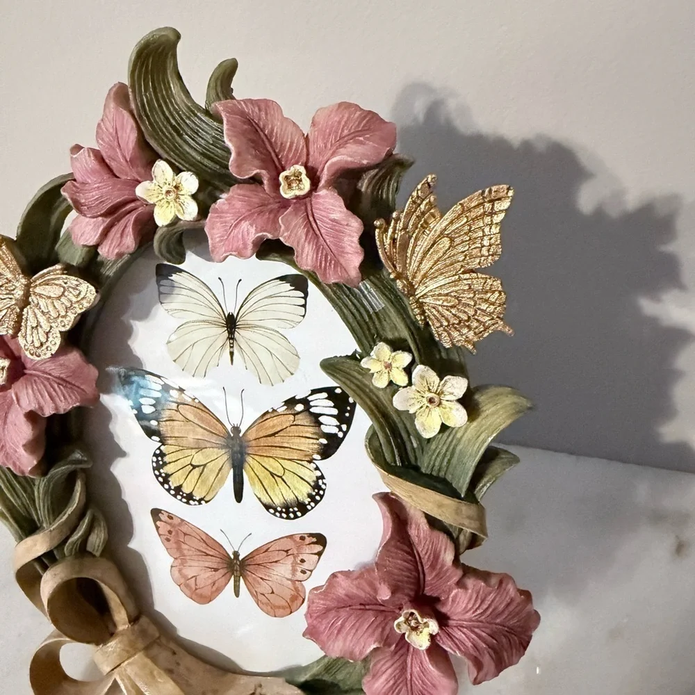Floral Butterfly 3d  Picture Frame